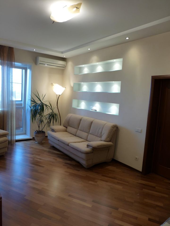2-комнатная квартира в аренду, ул. Челюскинцев, 48/1 — 42 000 ₽/мес