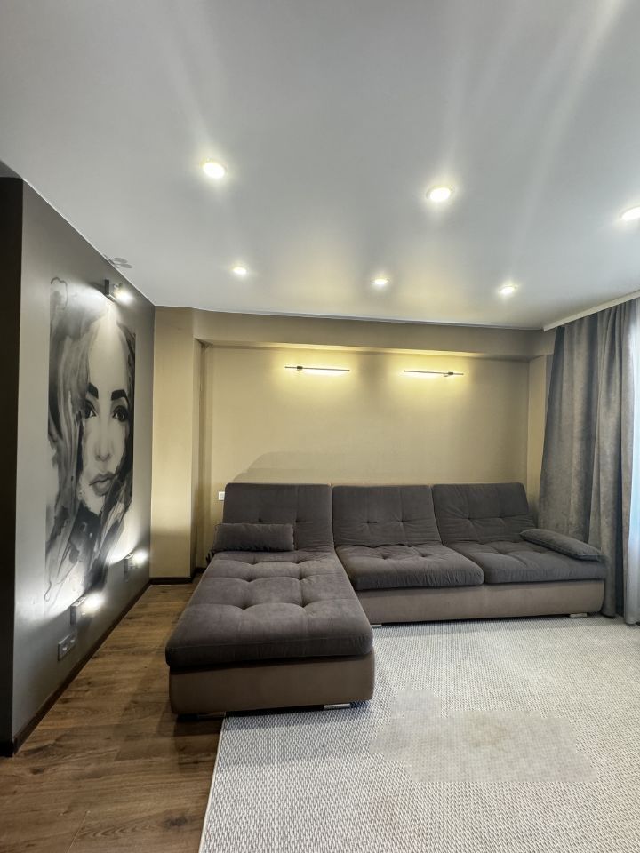 3-комнатная квартира в аренду, ул. Кирова, 108 — 65 000 ₽/мес
